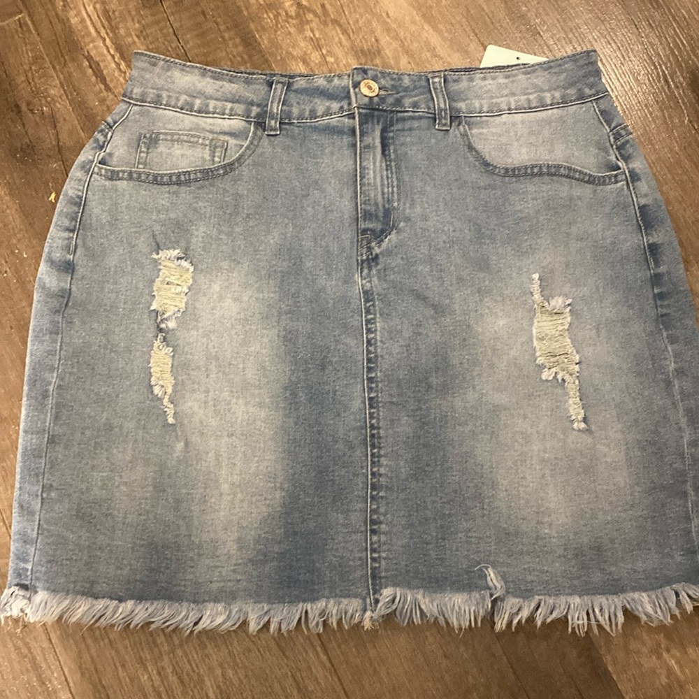 Light  denim skirt